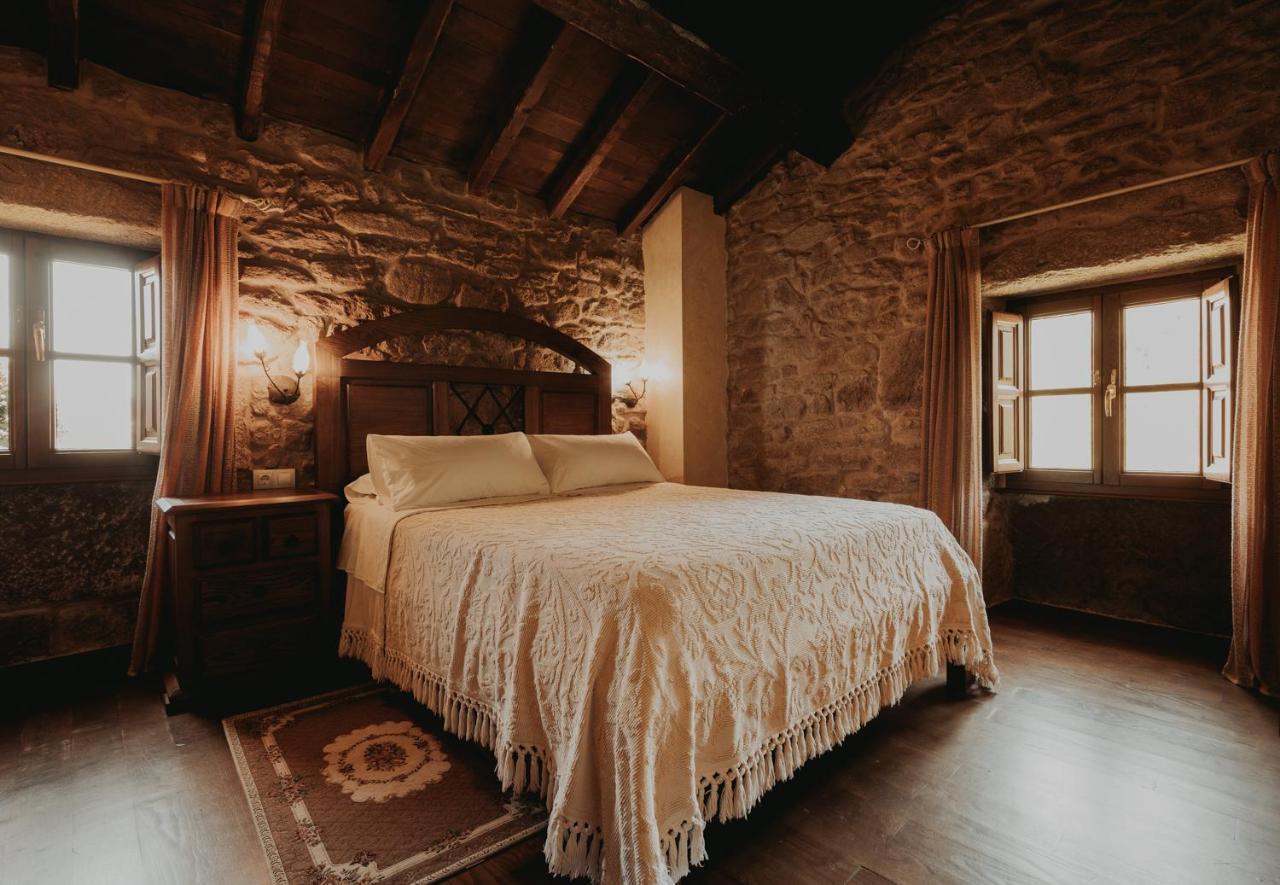 Casas Alexandre Guest House Pontevedra Bagian luar foto