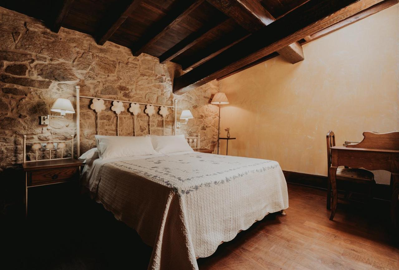 Casas Alexandre Guest House Pontevedra Bagian luar foto