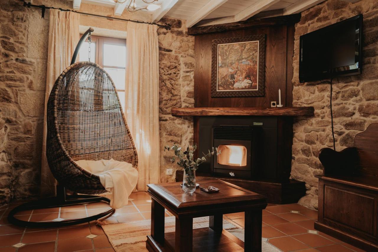 Casas Alexandre Guest House Pontevedra Bagian luar foto